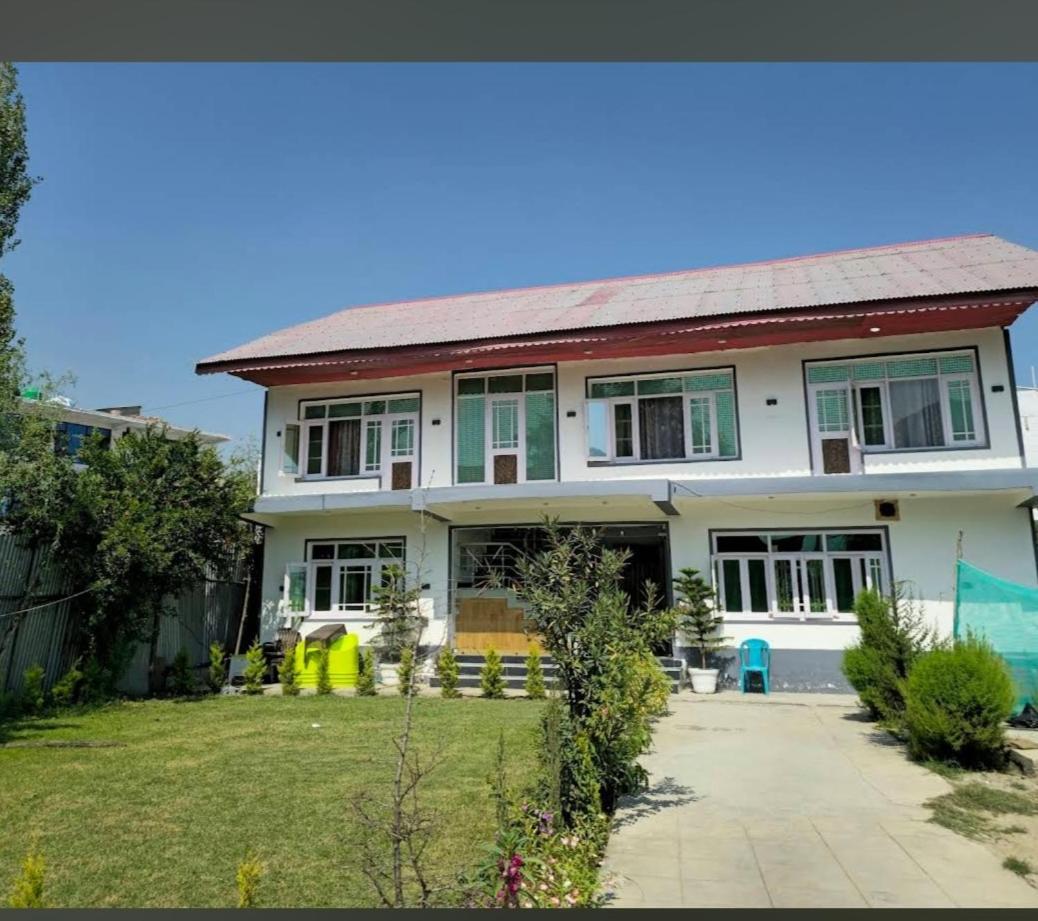 Meer Mansion Homestay Srīnagar エクステリア 写真